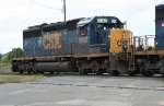 CSX 8042 on Y103